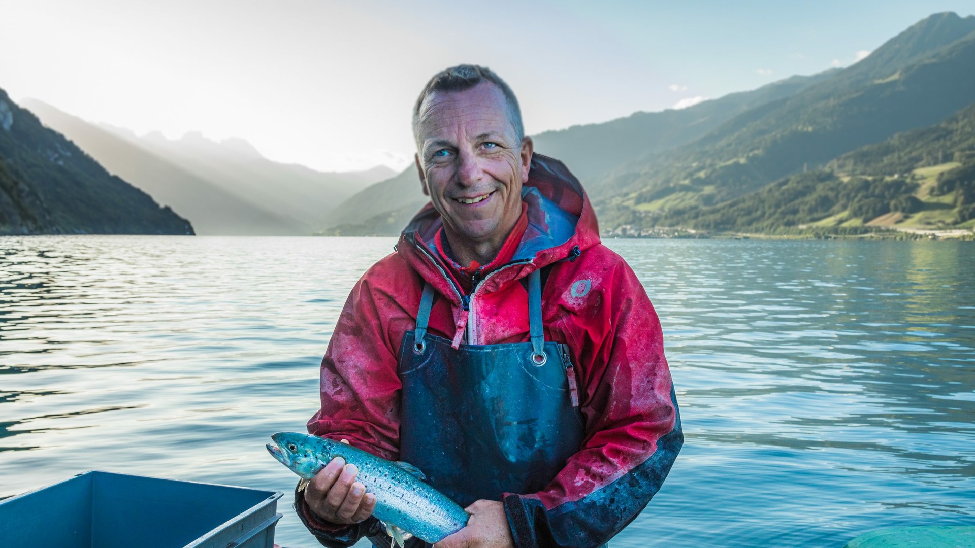 Hanspeter Gubser, Berufsfischer in Walenstadt am Walensee, Kanton St. Gallen | © Jürg Wirth Hanspeter Gubser, Berufsfischer in Walenstadt am Walensee, Kanton St. Gallen